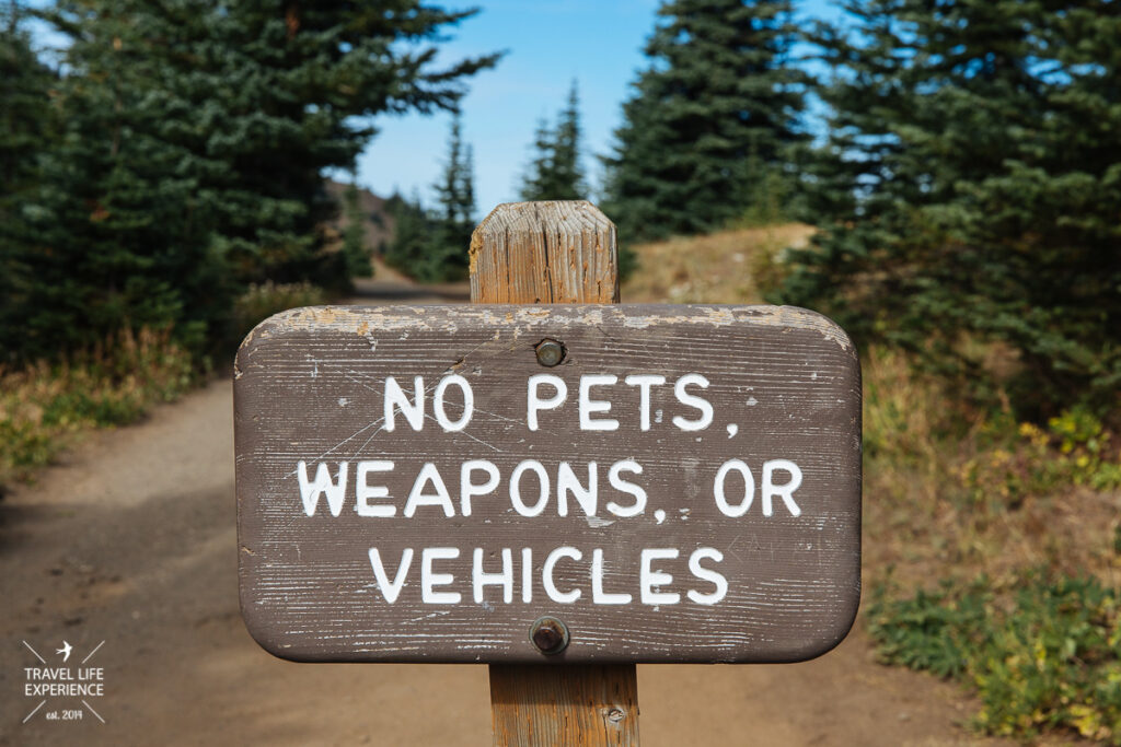 Keine Waffen auf dem Trail!