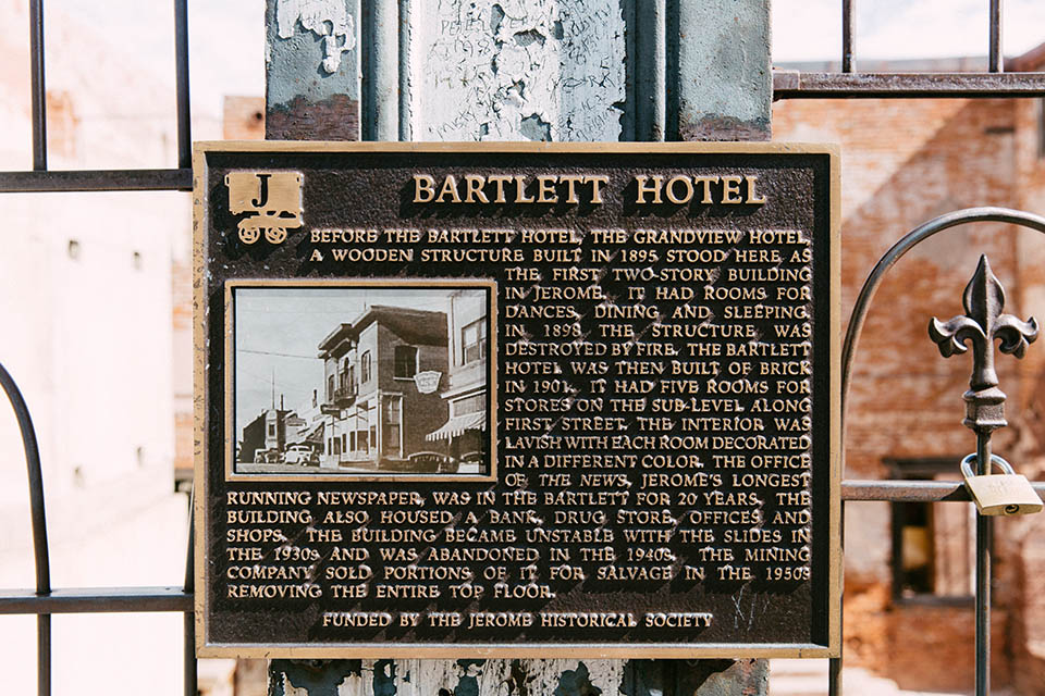 Bartlett Hotel