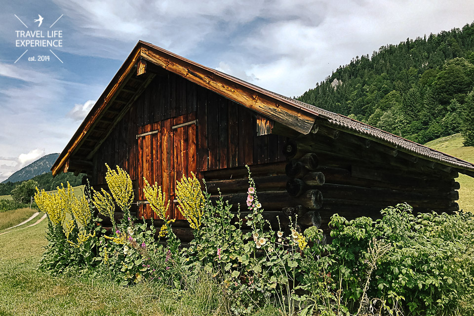 Hütte zwischen Barmsee und Geroldsee