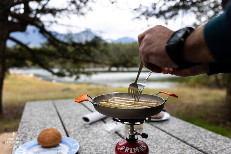 Rundreise durch den Westen Kanadas - Mittagessen am Wasa Lake Rundreise durch den Westen Kanadas - Mittagessen am Wasa Lake