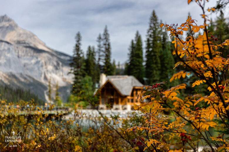 Lodge am Emerald Lake in den kanadischen Rocky Mountains Lodge am Emerald Lake in den kanadischen Rocky Mountains