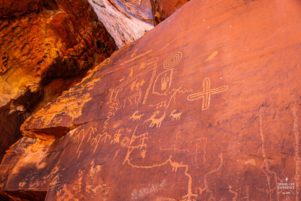 Petroglyphen am Atlatl Rock