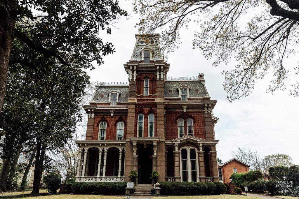 Rundreise durch Florida und die Südstaaten: Eine alte Villa in Memphis