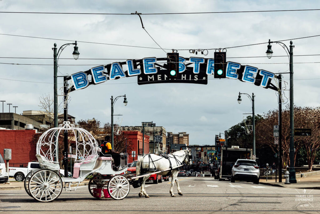 Rundreise durch Florida und die Südstaaten: Die Beale Street in Memphis