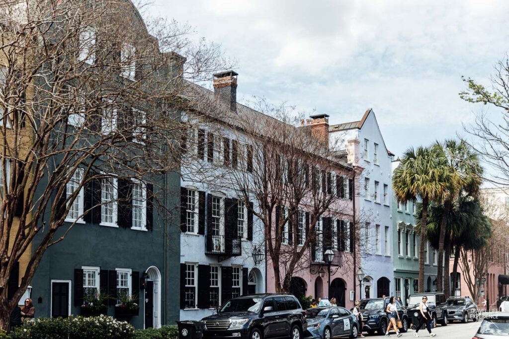 Rundreise durch Florida und die Südstaaten: Die Rainbow Row in Charleston