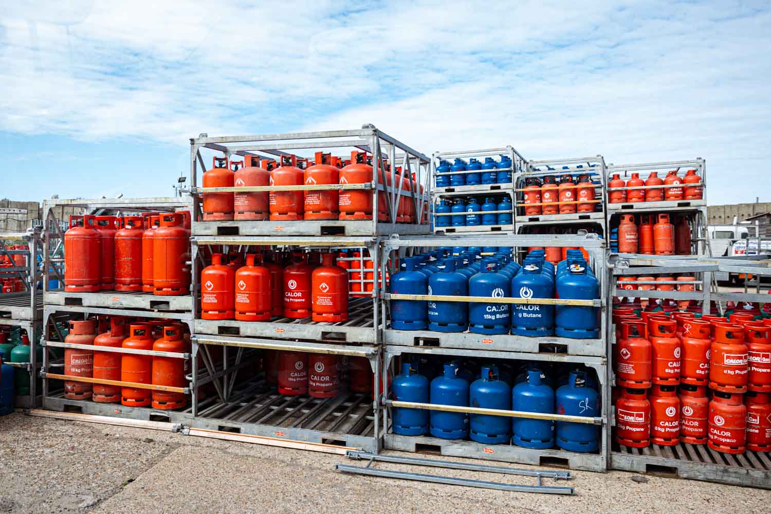 Mit dem Wohnmobil nach England: Gasflaschen bei Calor Gas