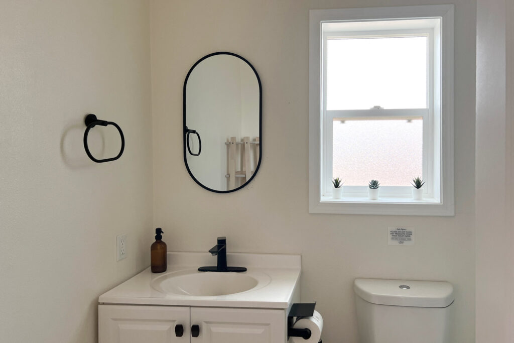 Airbnb am Joshua Tree - das Badezimmer