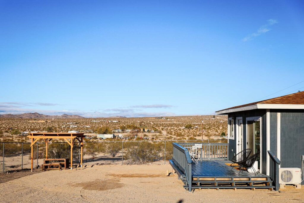 Airbnb am Joshua Tree - Die Veranda am Wüstenhaus