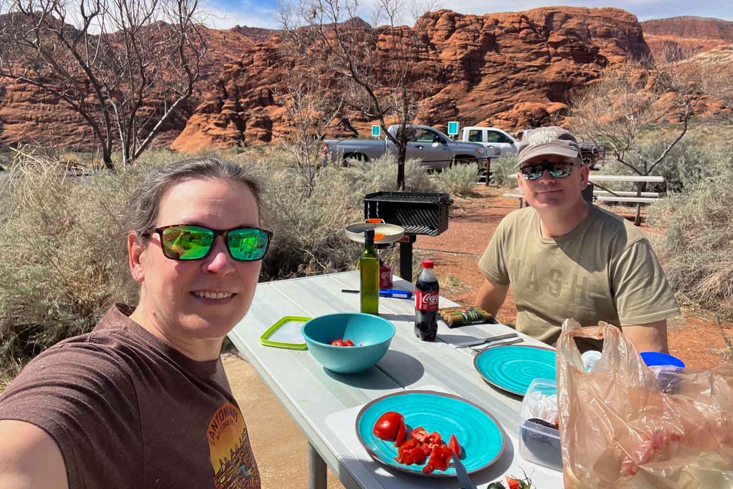 Picknick am Campground nahe dem Jenny's Canyon im Snow Canyon State Park