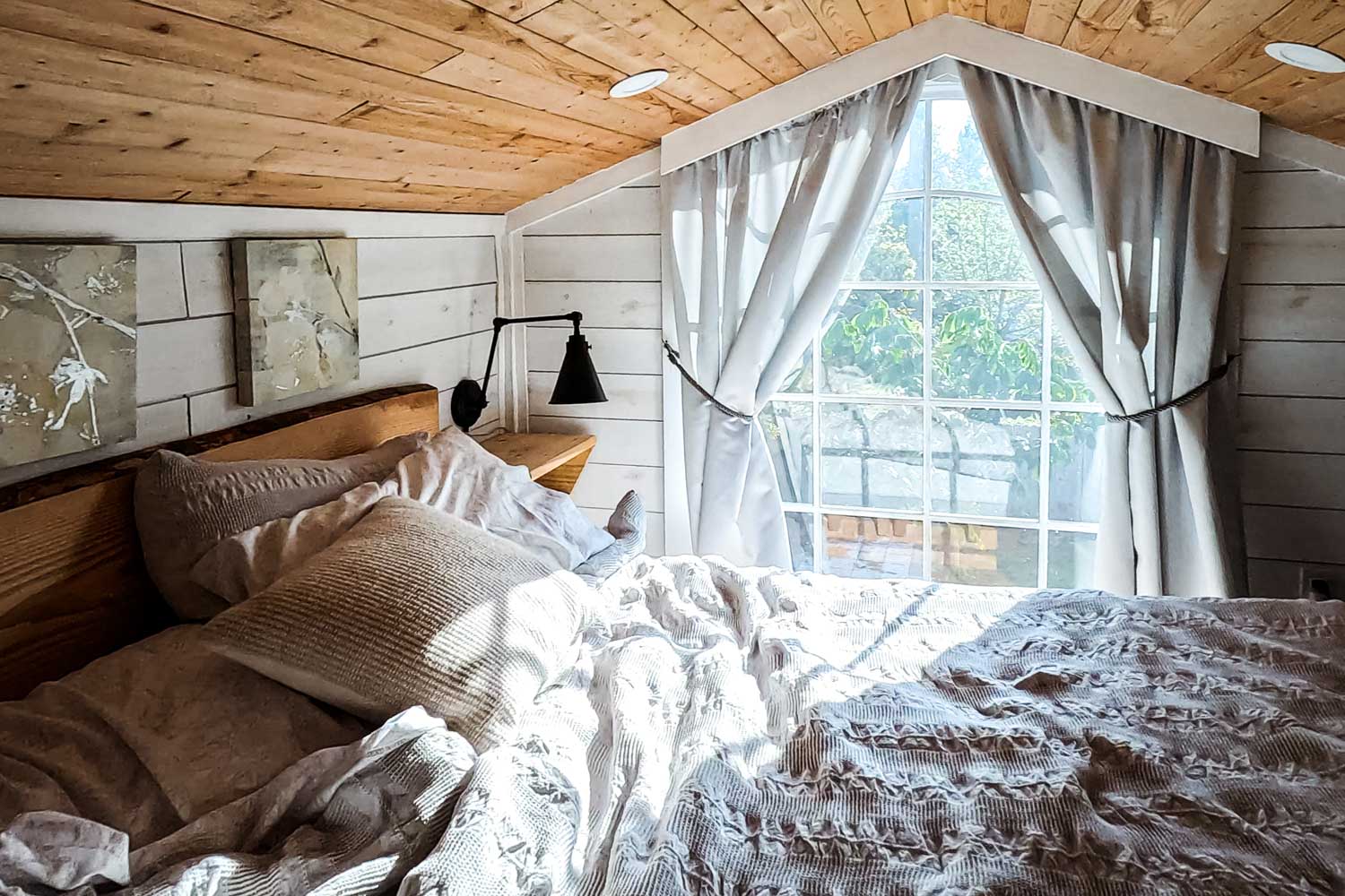 Unterkunft Homestead Florida: Schlafzimmer in einer umgebauten Scheune
